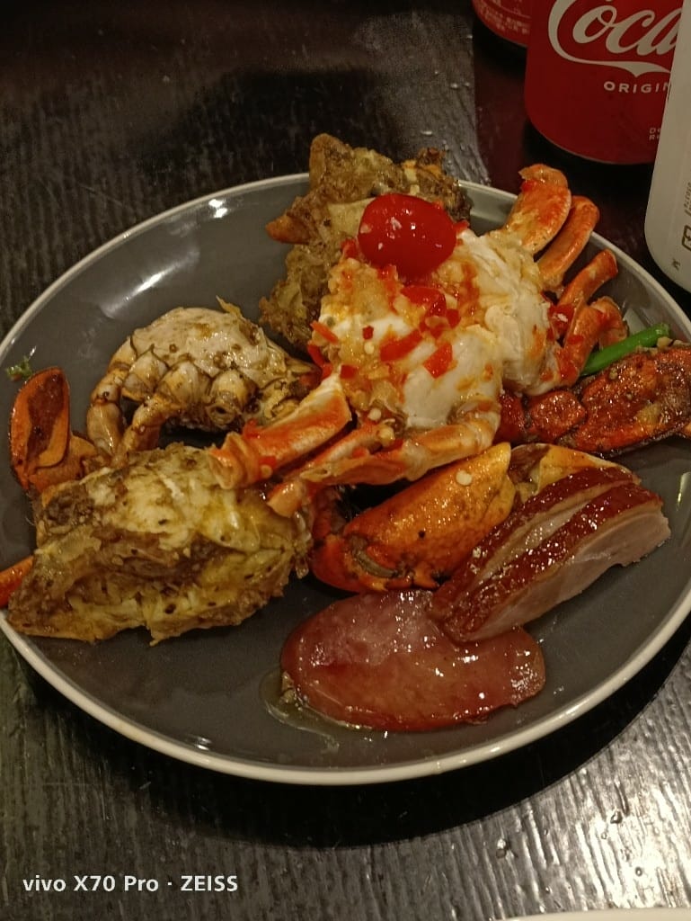 【台北吃到飽】探索廚房平日午餐20訪，狂歡義夏松葉蟹腳吃到飽❤️
