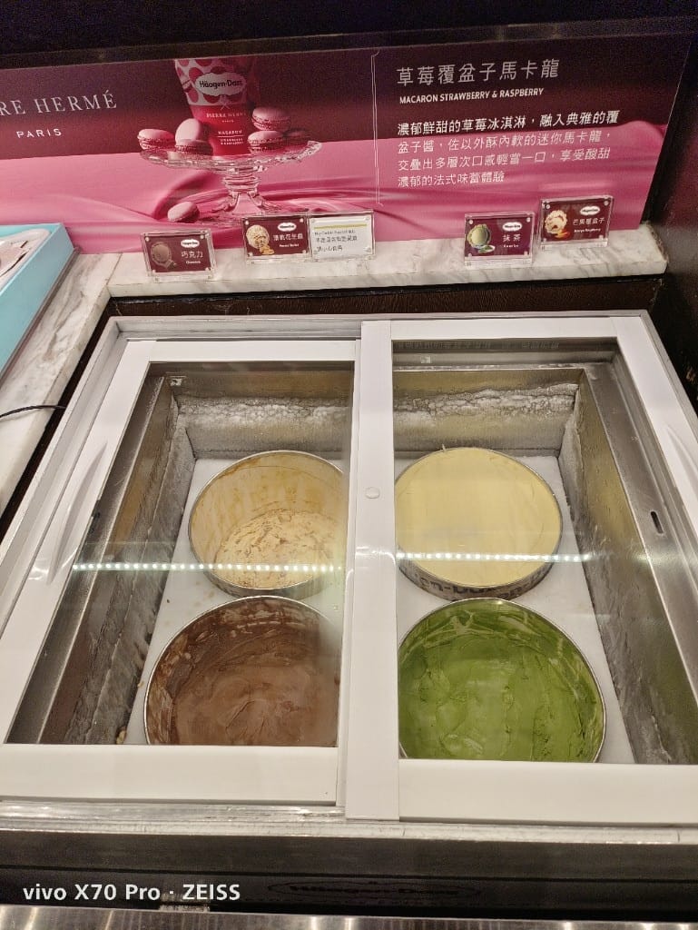 【台北吃到飽】探索廚房平日午餐20訪，狂歡義夏松葉蟹腳吃到飽❤️