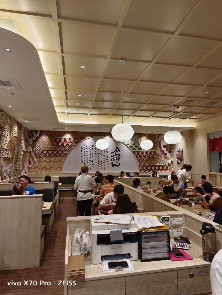 【新莊美食】銀座杏子日式豬排新莊宏匯店，竟然除了豬排都可以吃到飽😆