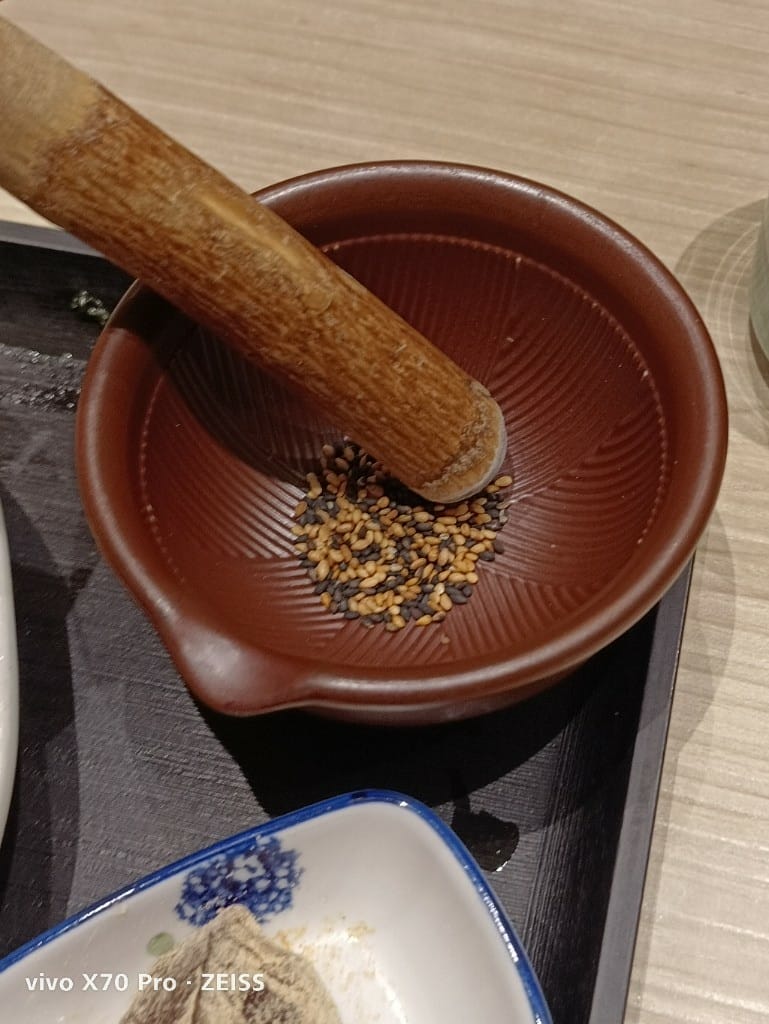 【新莊美食】銀座杏子日式豬排新莊宏匯店，竟然除了豬排都可以吃到飽😆
