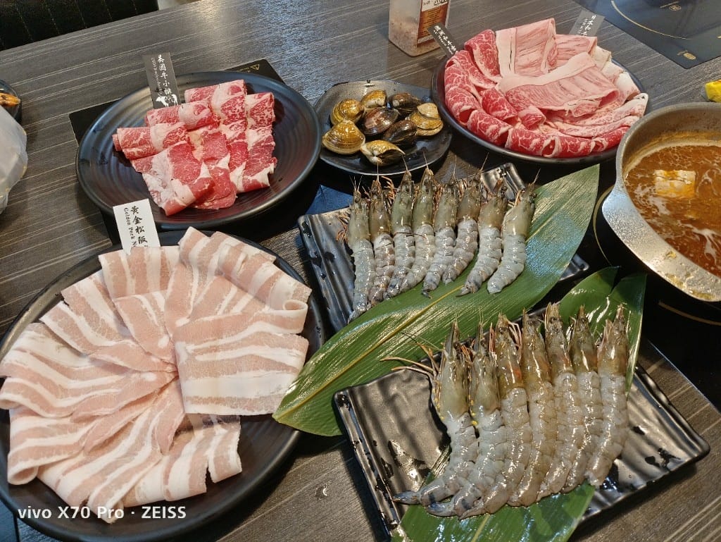 【新莊吃到飽】 武鶴個人鍋2訪，再次和牛自由！