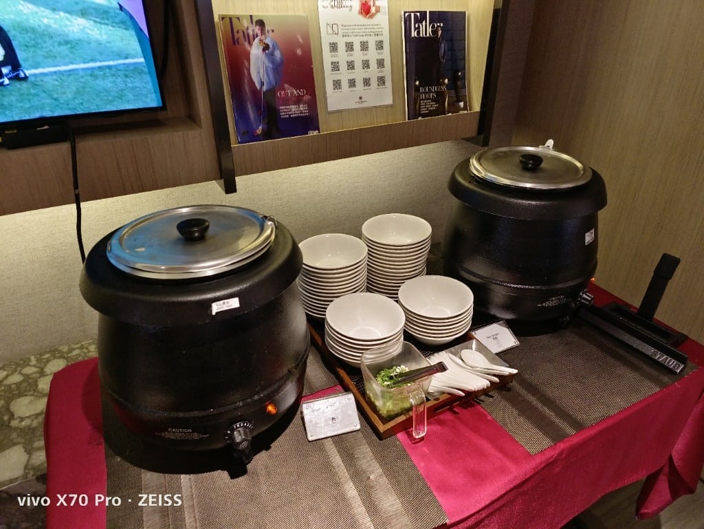 【桃園美食】桃園機場貴賓室VIP LOUNGE，一航星宇&環亞貴賓室❤️