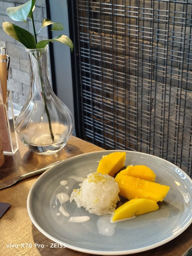 【泰國旅遊】曼谷金普頓玫蘭酒店StockRoom早餐開箱,椰子水喝到飽❤️ - 第59張圖 【泰國旅遊】曼谷金普頓玫蘭酒店StockRoom早餐開箱,椰子水喝到飽❤️