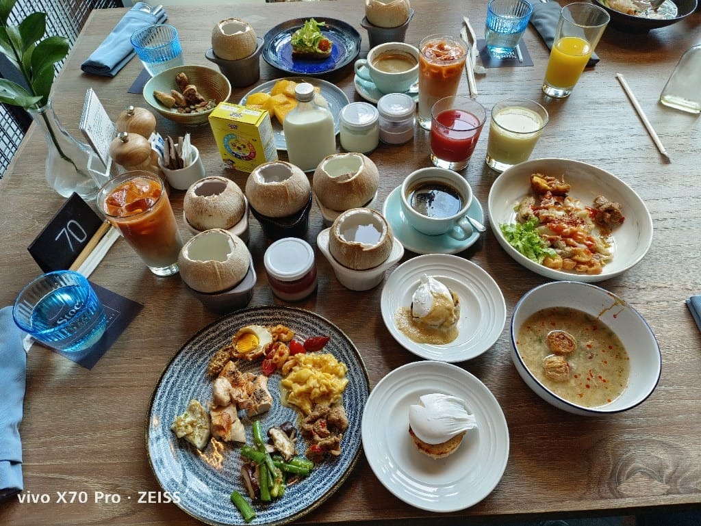 【泰國旅遊】曼谷金普頓玫蘭酒店StockRoom早餐開箱,椰子水喝到飽❤️ - 第6張圖 【泰國旅遊】曼谷金普頓玫蘭酒店StockRoom早餐開箱,椰子水喝到飽❤️