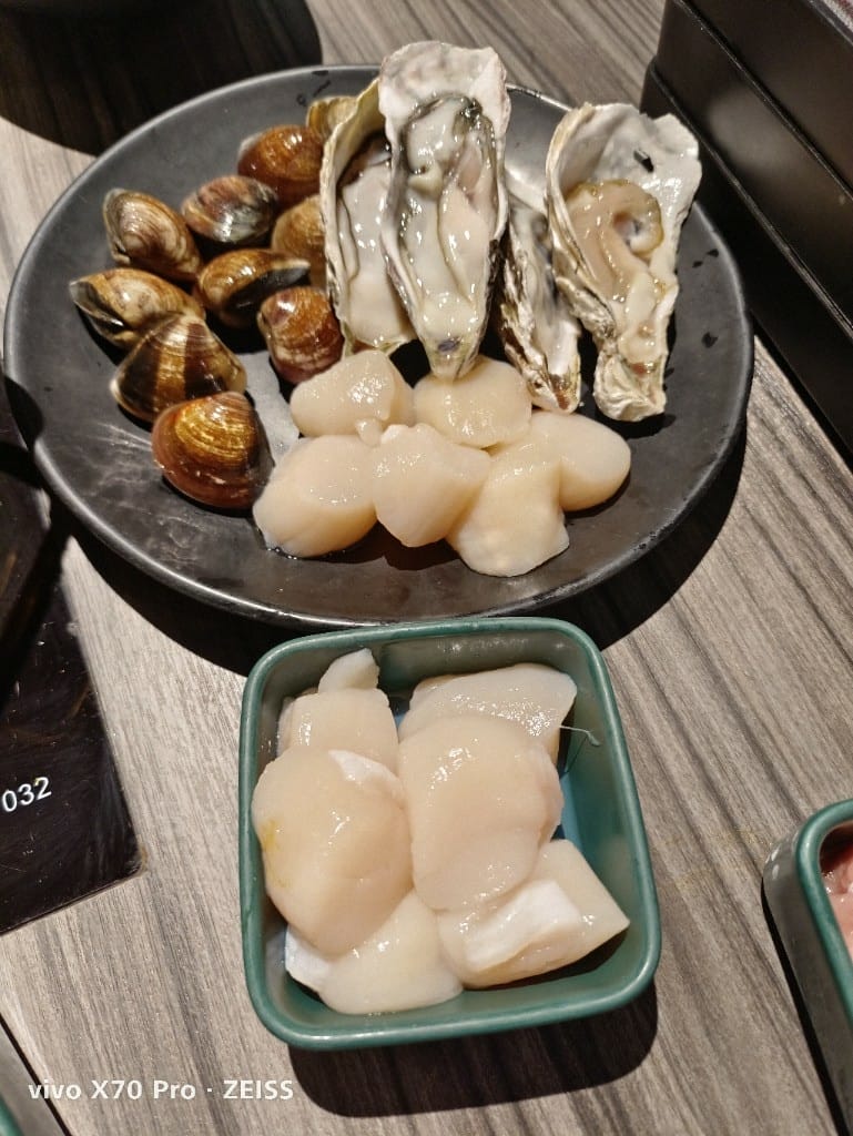 【台北吃到飽】涮辛酸麻辣火鍋吃到飽，平日75折哦！