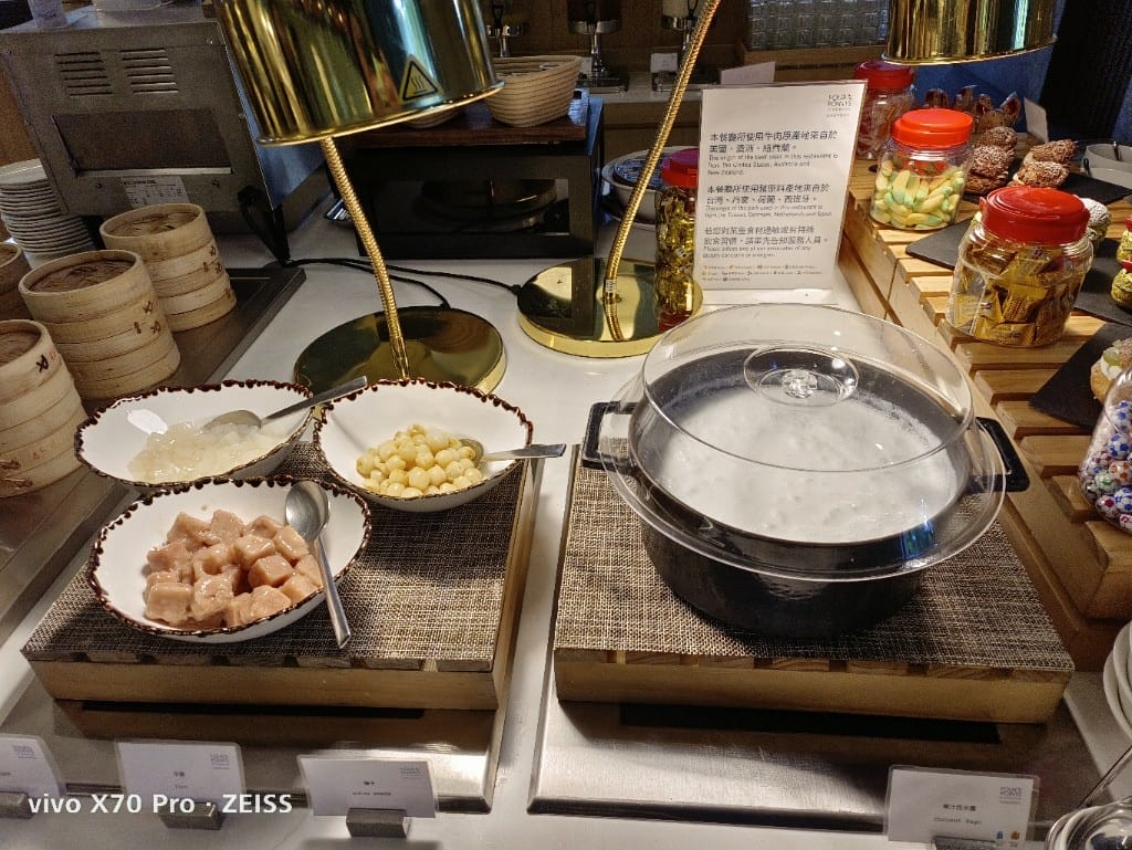 【林口吃到飽】TheEatery宜客樂西餐廳，大嗑台灣小吃🤤