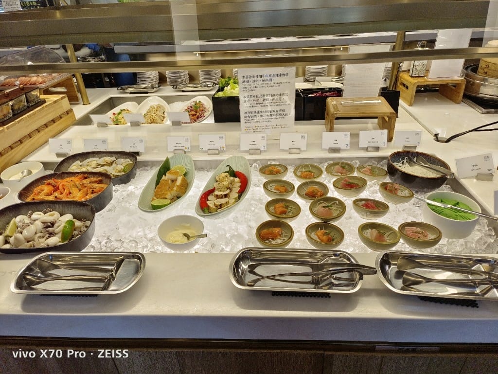 【林口吃到飽】TheEatery宜客樂西餐廳，大嗑台灣小吃🤤