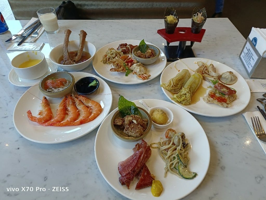 【林口吃到飽】TheEatery宜客樂西餐廳，大嗑台灣小吃🤤