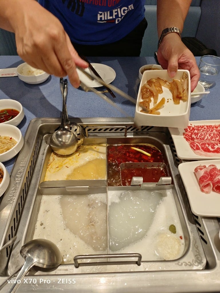 【新莊美食】海底撈火鍋新莊宏匯店，新莊終於有海底撈了🤩