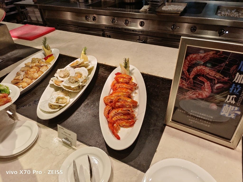【台北吃到飽】美福彩匯午餐24訪，金卡會員買一送一❤️