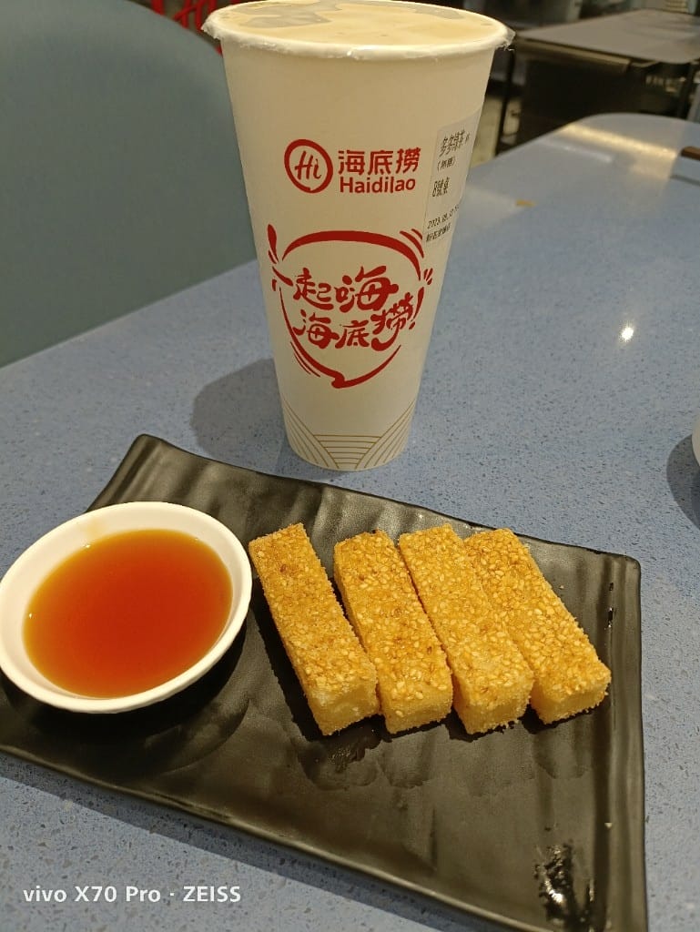 【新莊美食】海底撈火鍋新莊宏匯店，新莊終於有海底撈了🤩