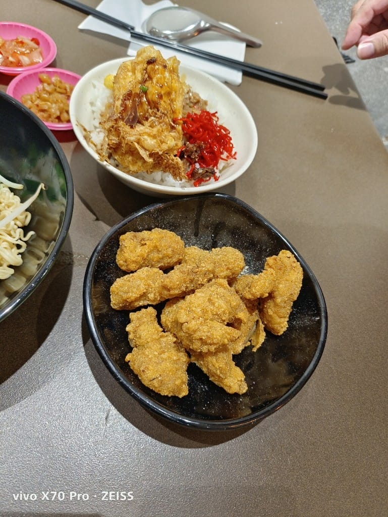【新莊美食】勝傳麵線，東區來的美味古早味🤤