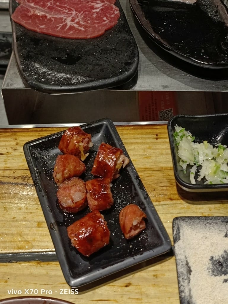 【新莊美食】米炭火燒肉小酒館第一名燒肉,當日壽星送龍蝦耶! - 第19張圖 【新莊美食】米炭火燒肉小酒館第一名燒肉,當日壽星送龍蝦耶!