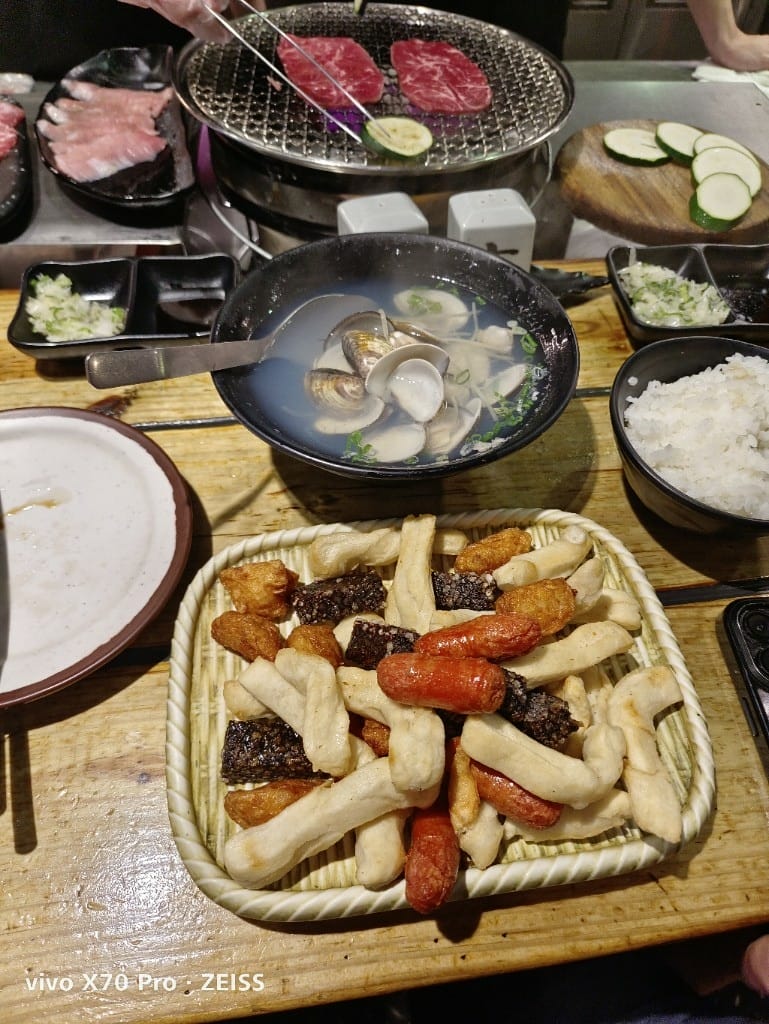 【新莊美食】米炭火燒肉小酒館第一名燒肉,當日壽星送龍蝦耶! - 第20張圖 【新莊美食】米炭火燒肉小酒館第一名燒肉,當日壽星送龍蝦耶!