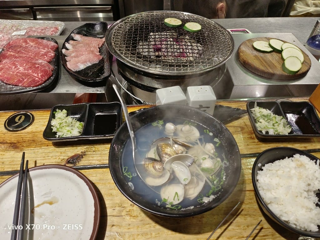 【新莊美食】米炭火燒肉小酒館第一名燒肉,當日壽星送龍蝦耶! - 第16張圖 【新莊美食】米炭火燒肉小酒館第一名燒肉,當日壽星送龍蝦耶!
