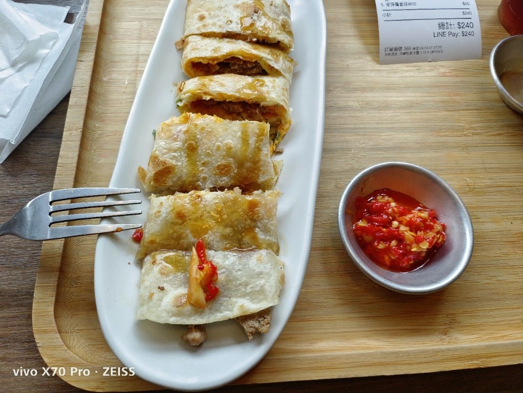 【台中美食】土木公社炭烤土司豐原店，平價美味的早午餐店！