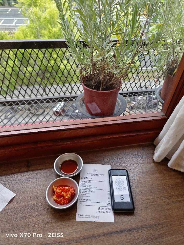 【台中美食】土木公社炭烤土司豐原店，平價美味的早午餐店！