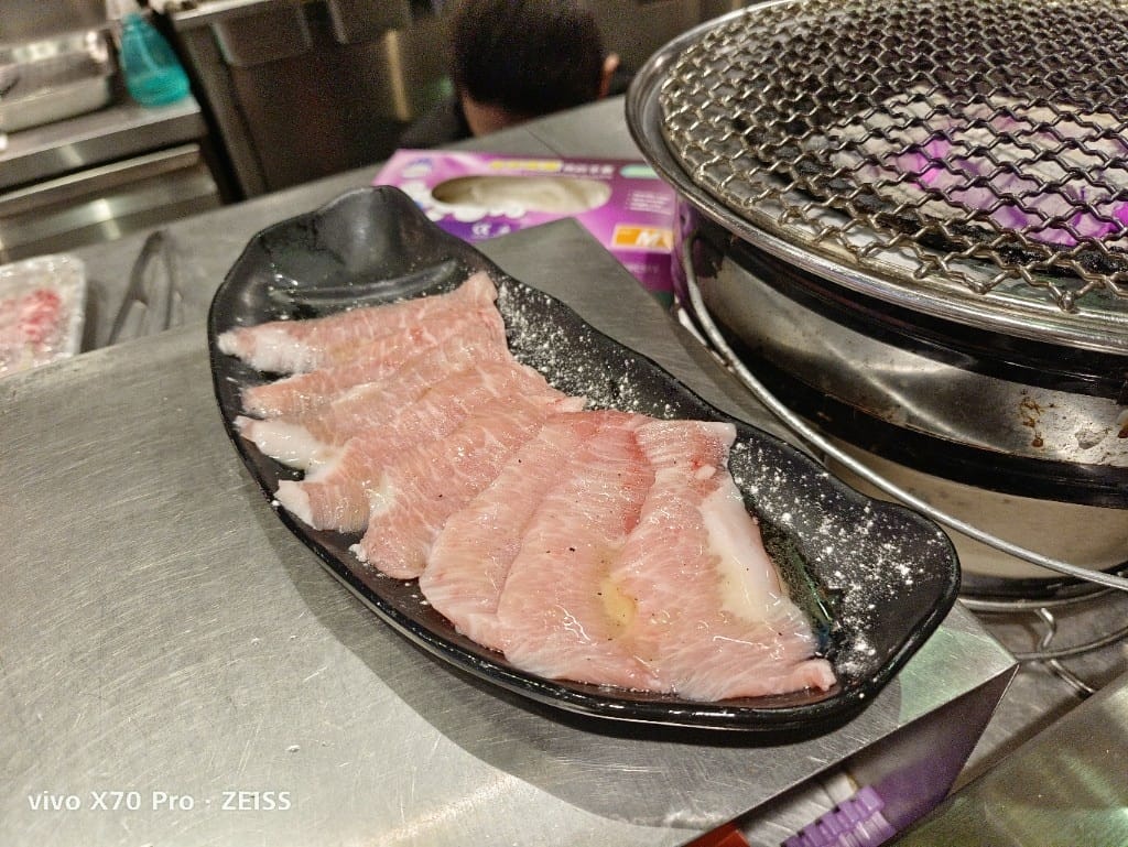 【新莊美食】米炭火燒肉小酒館第一名燒肉,當日壽星送龍蝦耶! - 第9張圖 【新莊美食】米炭火燒肉小酒館第一名燒肉,當日壽星送龍蝦耶!