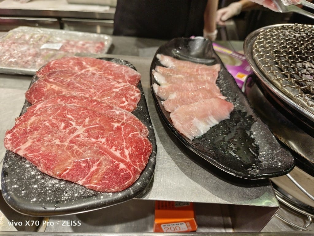 【新莊美食】米炭火燒肉小酒館第一名燒肉,當日壽星送龍蝦耶! - 第12張圖 【新莊美食】米炭火燒肉小酒館第一名燒肉,當日壽星送龍蝦耶!
