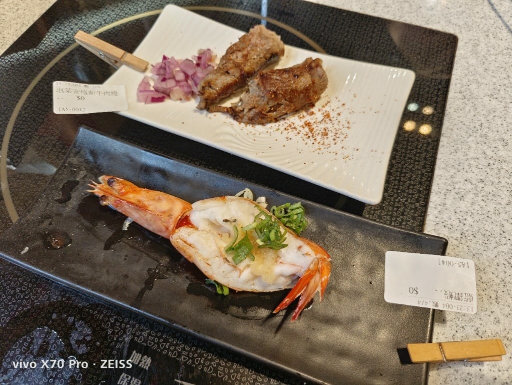 【台南吃到飽】福豆屋安平旗艦店,壽喜燒加鐵板燒吃到飽哦! - 第32張圖 【台南吃到飽】福豆屋安平旗艦店,壽喜燒加鐵板燒吃到飽哦!