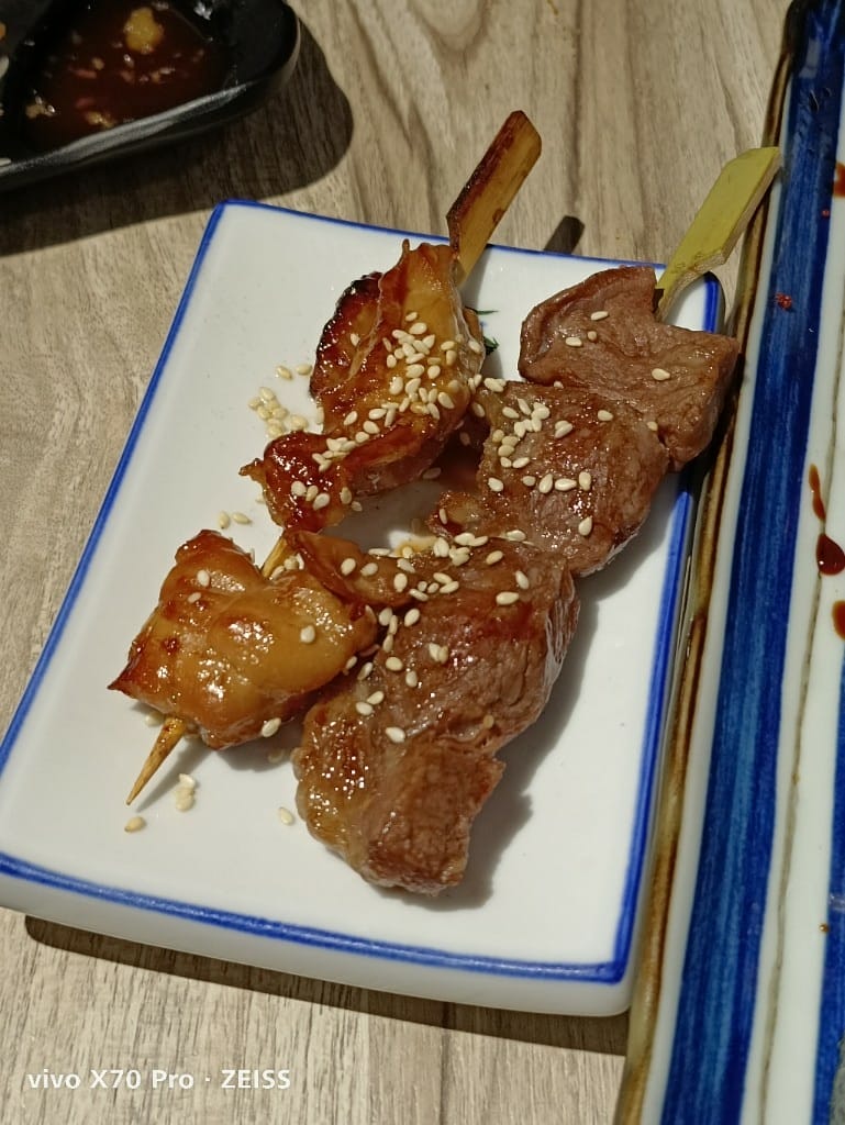 【桃園美食】樂壽司Raku美式壽司專賣，美式壽司輕鬆吃回本😸