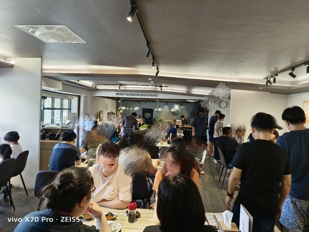 【桃園美食】樂壽司Raku美式壽司專賣，美式壽司輕鬆吃回本😸