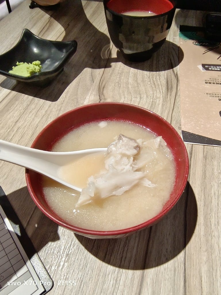 【桃園美食】樂壽司Raku美式壽司專賣，美式壽司輕鬆吃回本😸