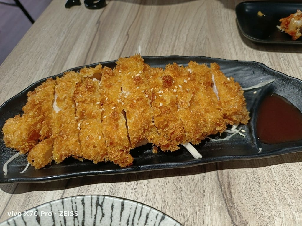 【桃園美食】樂壽司Raku美式壽司專賣，美式壽司輕鬆吃回本😸
