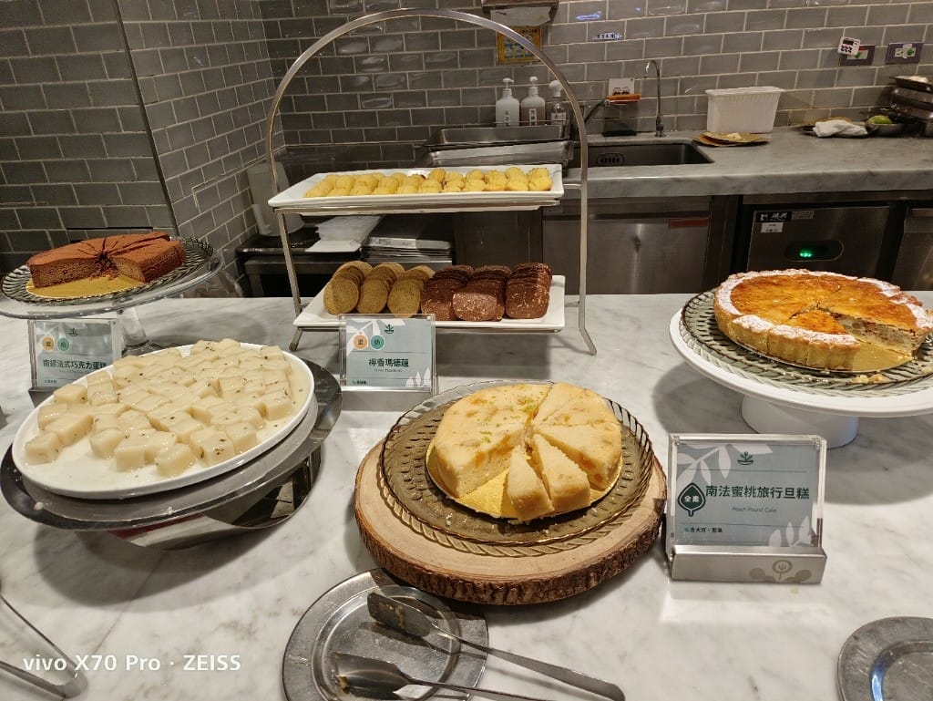 【板橋吃到飽】果然匯，用餐環境和餐點都超棒的蔬食餐廳❤️