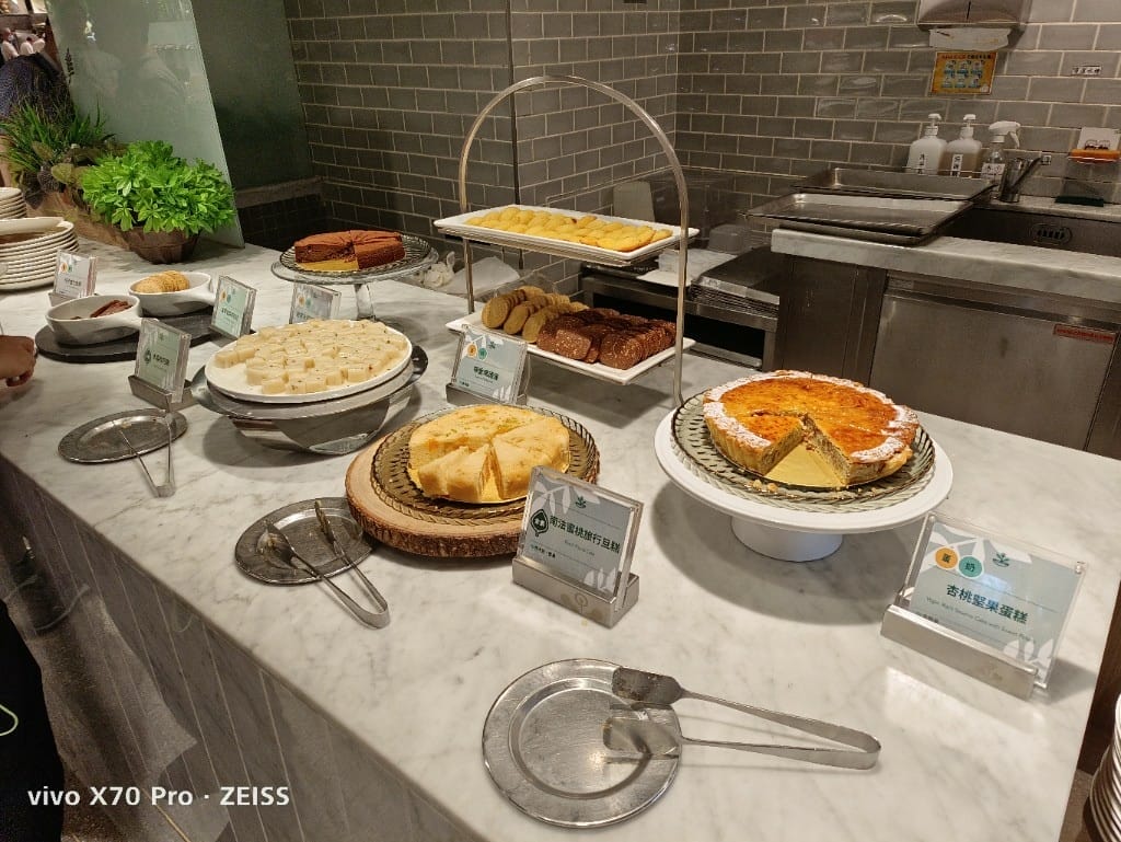 【板橋吃到飽】果然匯，用餐環境和餐點都超棒的蔬食餐廳❤️