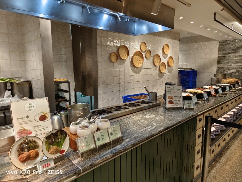 【板橋吃到飽】果然匯，用餐環境和餐點都超棒的蔬食餐廳❤️
