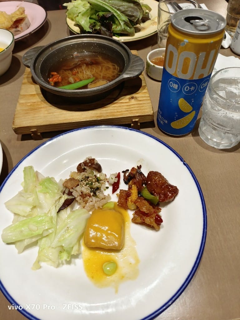 【板橋吃到飽】果然匯，用餐環境和餐點都超棒的蔬食餐廳❤️