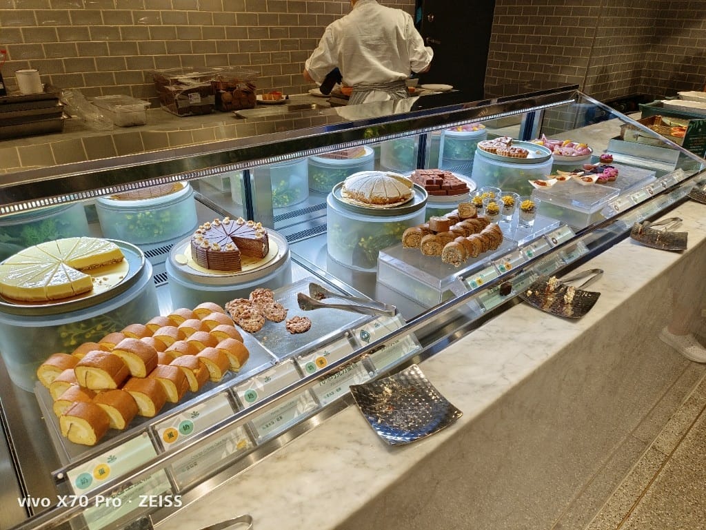 【板橋吃到飽】果然匯，用餐環境和餐點都超棒的蔬食餐廳❤️