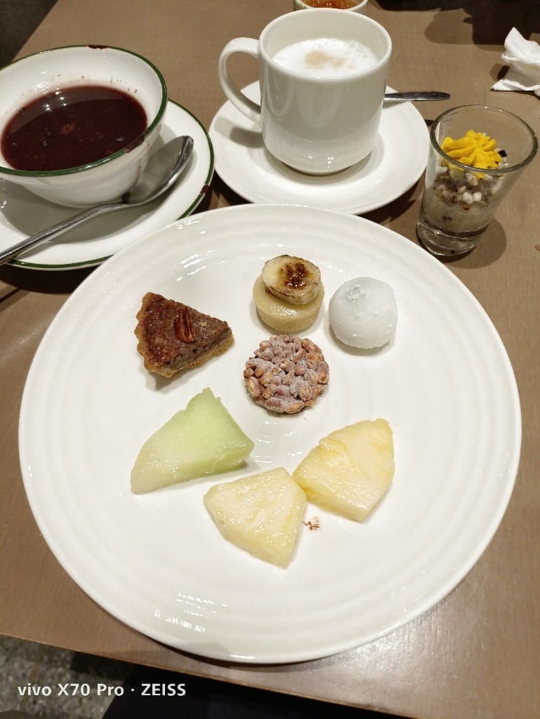 【板橋吃到飽】果然匯，用餐環境和餐點都超棒的蔬食餐廳❤️