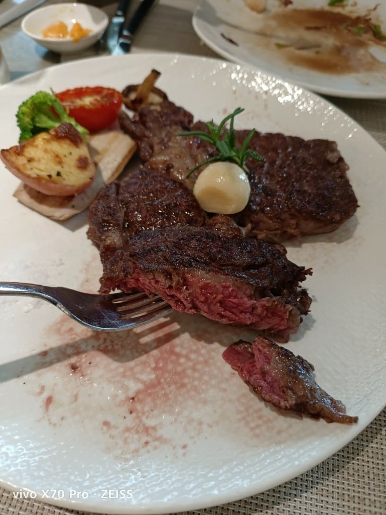 【台北吃到飽】寒舍艾麗酒店La Farfalla，Semibuffet2人5折！
