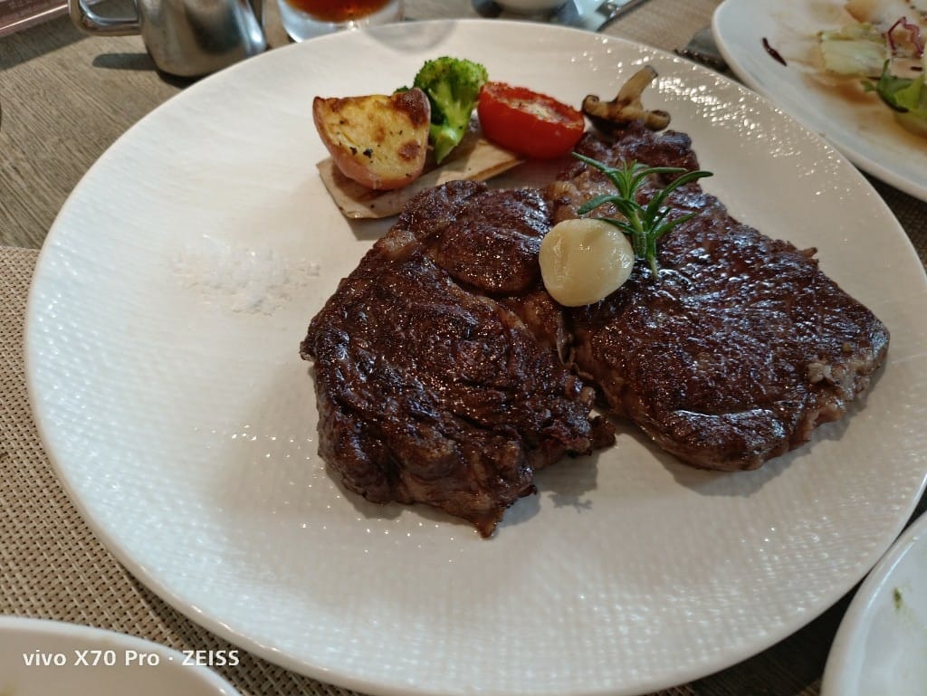【台北吃到飽】寒舍艾麗酒店La Farfalla，Semibuffet2人5折！