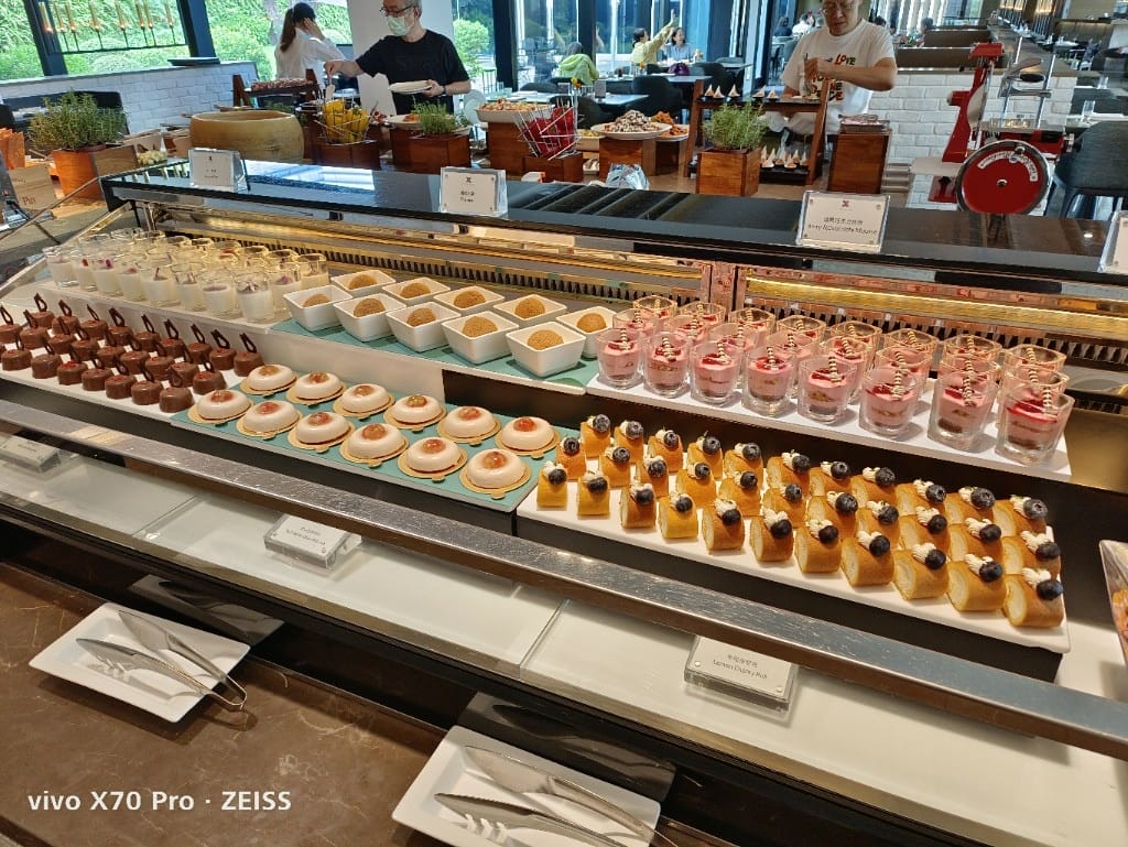 【台北吃到飽】寒舍艾麗酒店La Farfalla，Semibuffet2人5折！