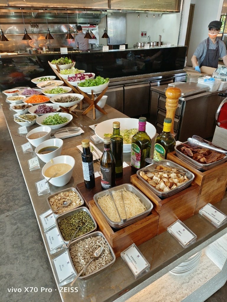 【台北吃到飽】寒舍艾麗酒店La Farfalla，Semibuffet2人5折！