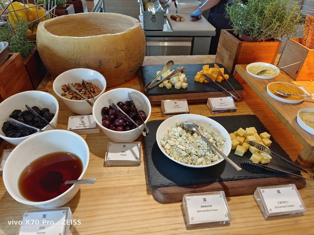 【台北吃到飽】寒舍艾麗酒店La Farfalla，Semibuffet2人5折！