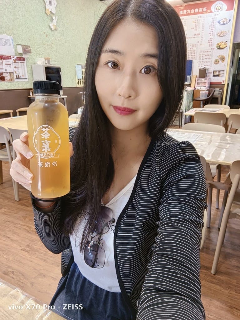 【新莊美食】茶案複合式餐廳，輔大周邊平價古早味複合餐飲🤩