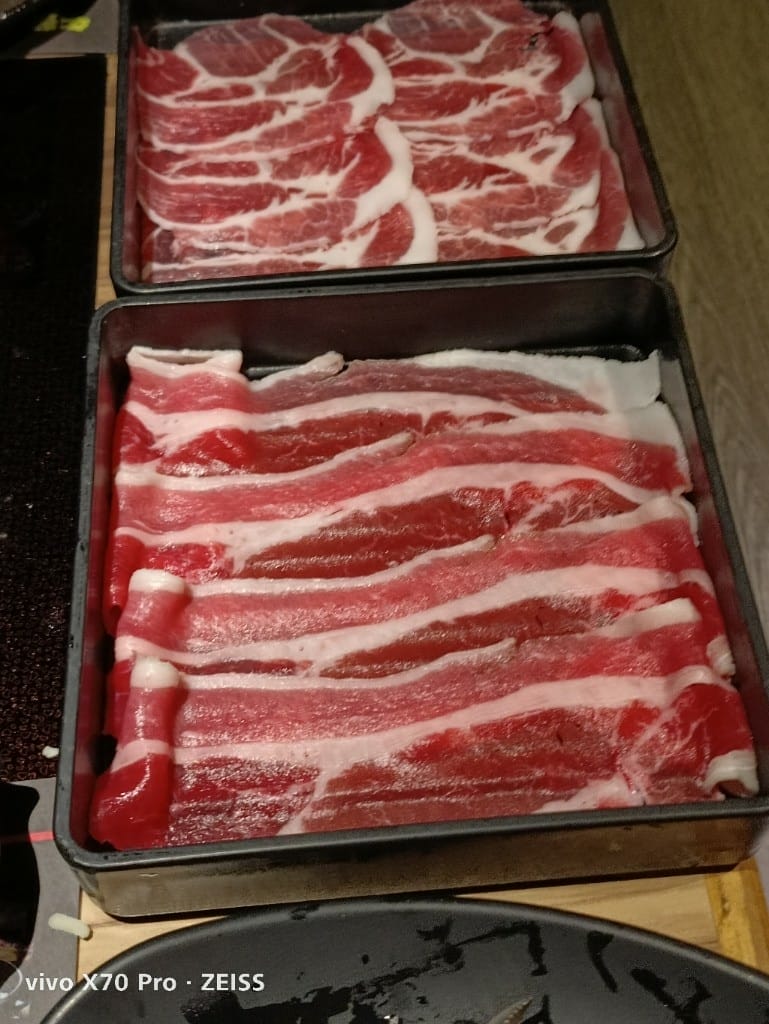 【新莊美食】品鼎殿日式壽喜燒新莊店,竟然有不到$500的壽喜燒吃到飽!! - 第10張圖 【新莊美食】品鼎殿日式壽喜燒新莊店,竟然有不到$500的壽喜燒吃到飽!!