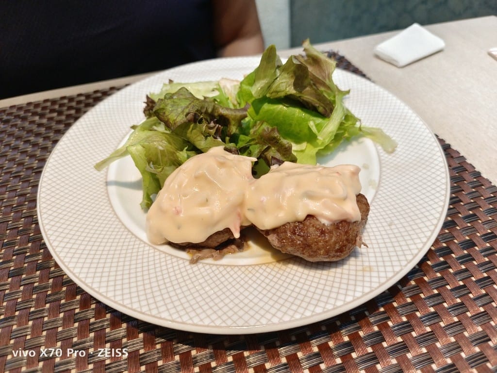 【台北吃到飽】香格里拉遠企CAFE10訪，平日午餐買一送一