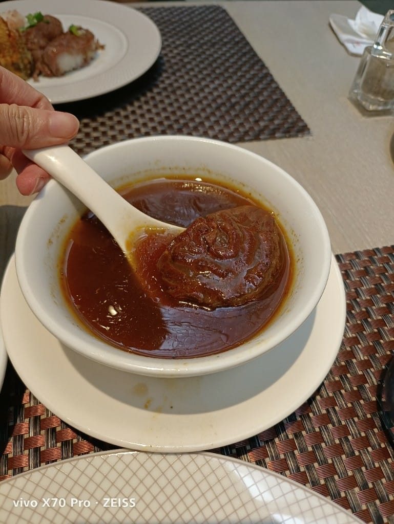 【台北吃到飽】香格里拉遠企CAFE10訪，平日午餐買一送一