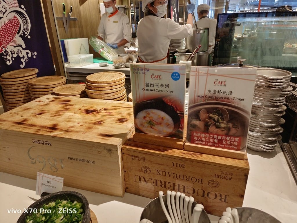 【台北吃到飽】香格里拉遠企CAFE10訪，平日午餐買一送一