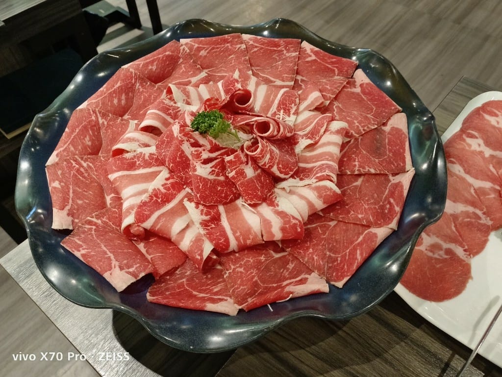 【板橋美食】青花驕麻辣鍋,鴨血豆腐無限吃到飽耶! - 第21張圖 【板橋美食】青花驕麻辣鍋,鴨血豆腐無限吃到飽耶!