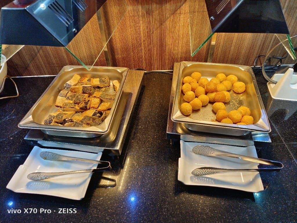 【桃園吃到飽】蜜月世紀大飯店早餐，平日只要$299買一送一吃到飽哦！