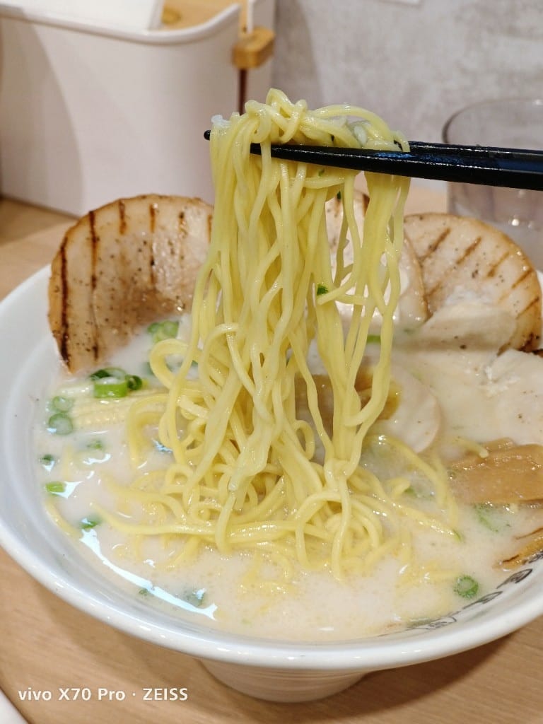 【新莊美食】麵匡匡拉麵食堂新莊佳瑪店，平價拉麵新選擇！