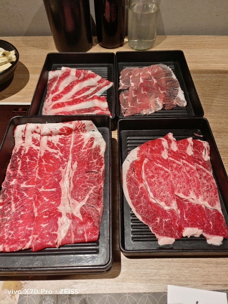 【新北吃到飽】壽喜燒一丁PLUS樹林店，$658就有日本和牛吃到飽🤩