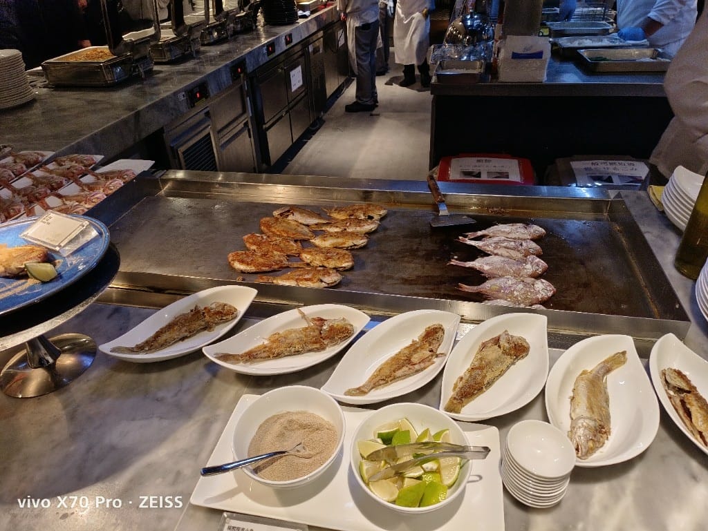 【台北吃到飽】JR東日本鉑麗安全日餐廳，$999大嗑法式羊排❤️❤️❤️