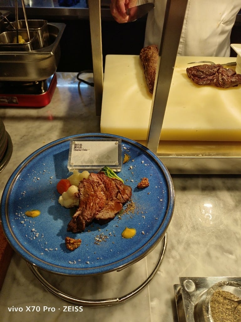 【台北吃到飽】JR東日本鉑麗安全日餐廳，$999大嗑法式羊排❤️❤️❤️